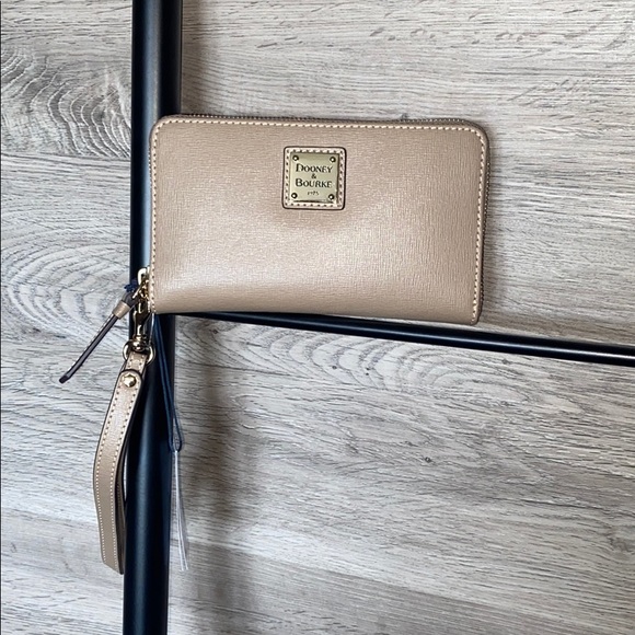 Dooney & Bourke Handbags - NWT-Dooney&Bourke Saffiano Zip Around Wristlet,Tpe
